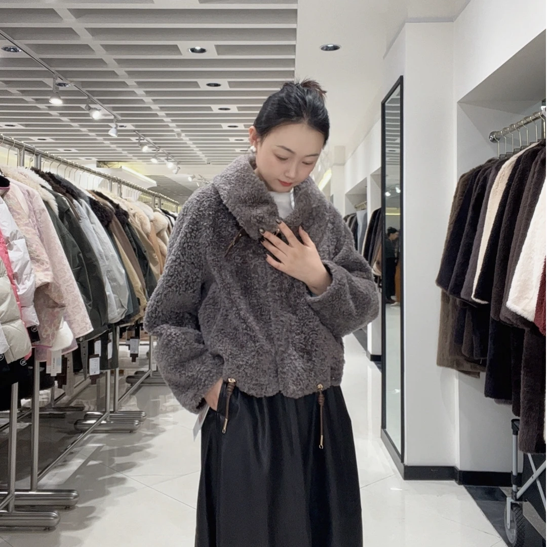 新疆包邮短款女款休闲真皮女士羊皮皮毛一体外套9037直播同价