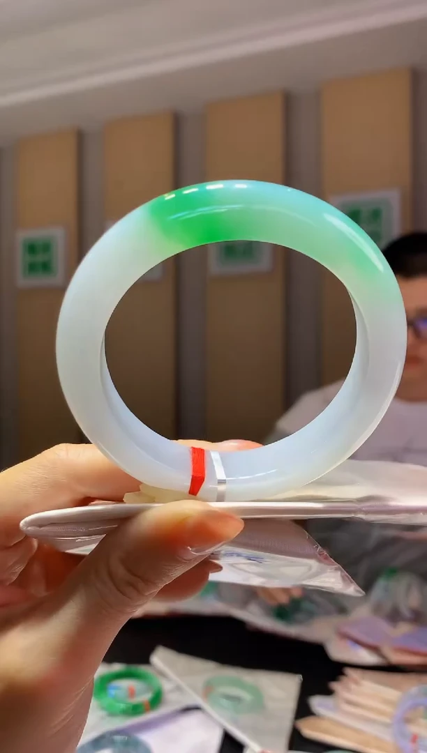 未镶嵌手镯翡翠-C35 圈口57.5 全款20万 定金2万