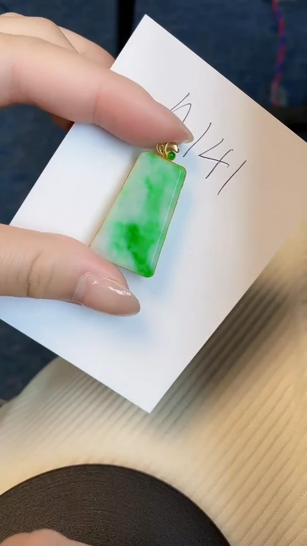 【闪购商品】翡翠颈饰18K金镶嵌00000000