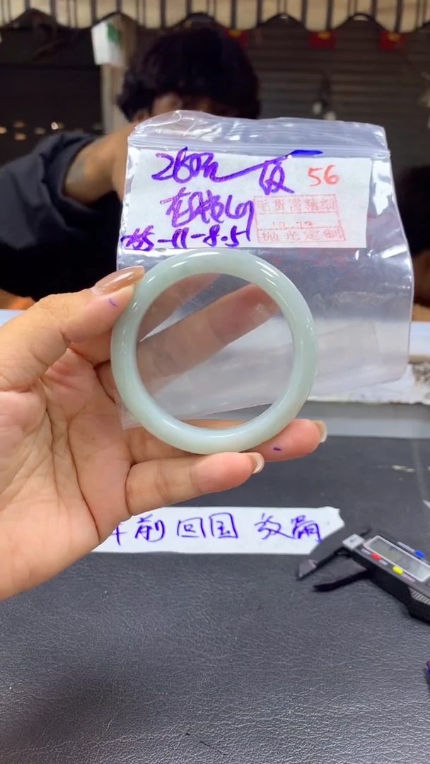 未镶嵌定制翡翠在****珍毛货需精细抛光+拍一发一+56