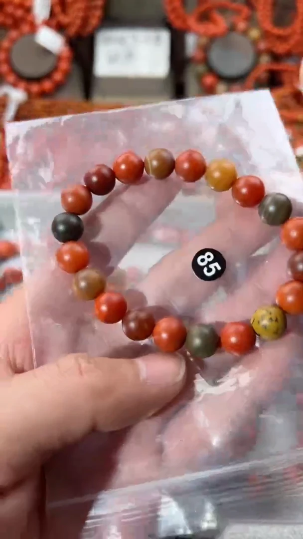 【闪购商品】南红玛瑙手串未镶嵌9+