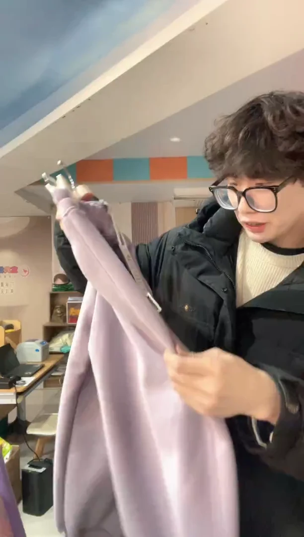 紫色小卫裤130尺码