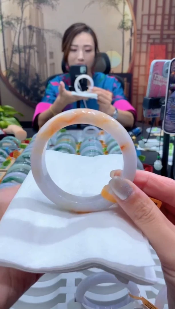 未镶嵌手镯翡翠000072474