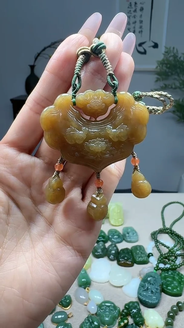 未镶嵌和田玉挂件陈*羽1