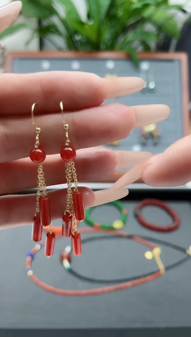 【闪购商品】南红玛瑙耳饰银S925镀金镶嵌030鞭炮款