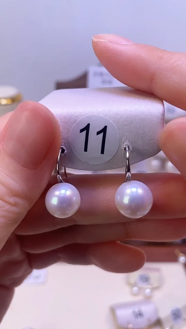 银S925镶嵌淡水珍珠耳饰高跟鞋耳钩银