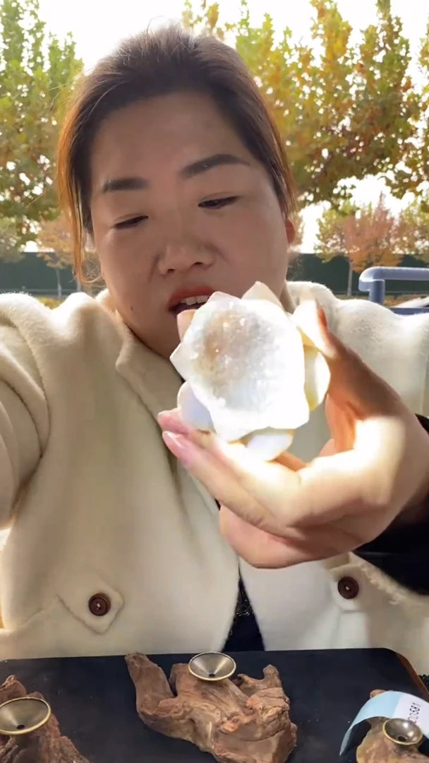 未镶嵌玛瑙摆件玛瑙莲花D581