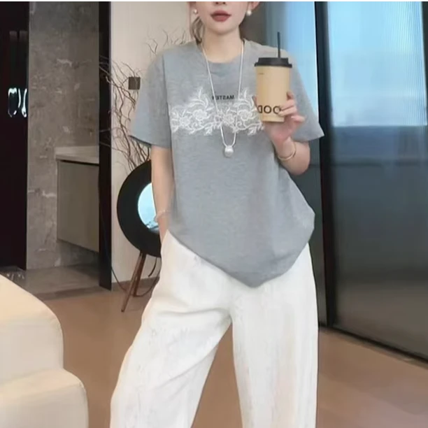 【苏苏精选】83752蕾丝拼接新款时尚洋气百搭宽松显瘦T恤