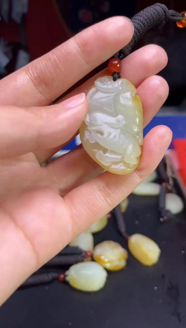 颈饰未镶嵌和田玉123