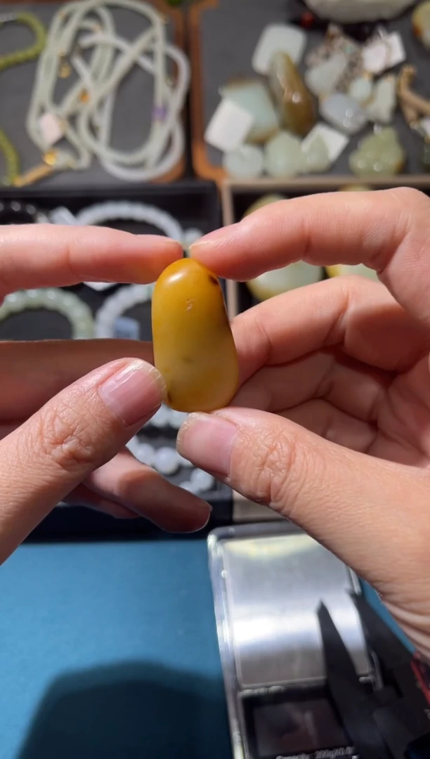 未镶嵌和田玉（子料）挂件天然和田玉籽料挂件