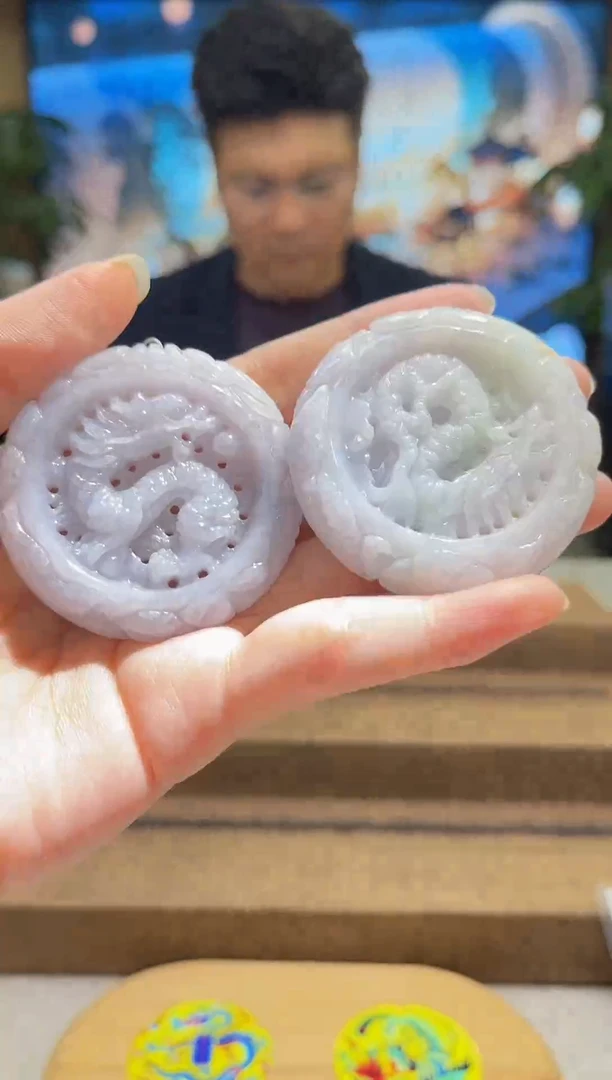 翡翠未镶嵌颈饰MFC070316多样性发其一