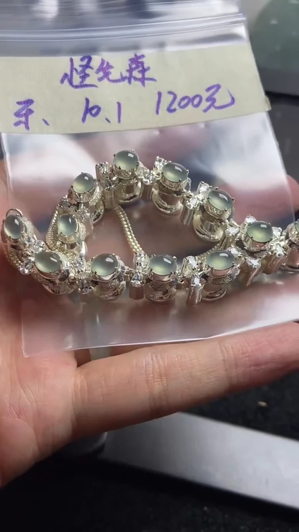 未镶嵌定制翡翠怪*森怪先森