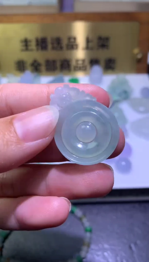 未镶嵌定制翡翠毛货