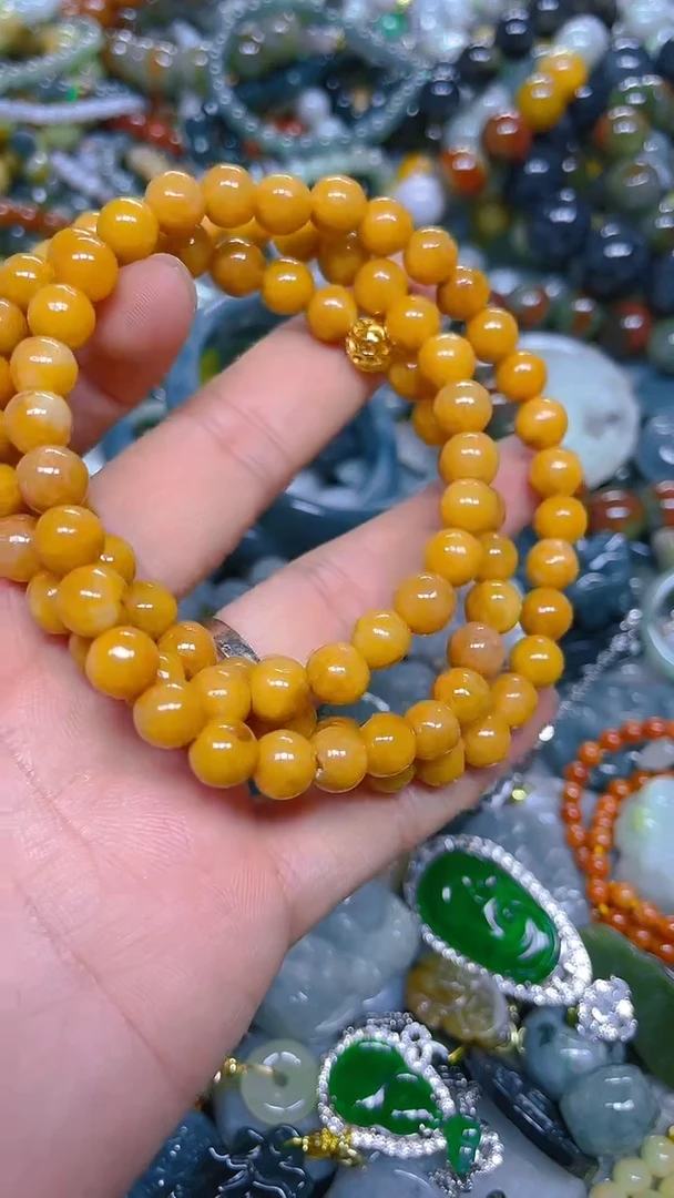 颈饰未镶嵌翡翠8mm/ T /翡翠A货，一件也是批发价