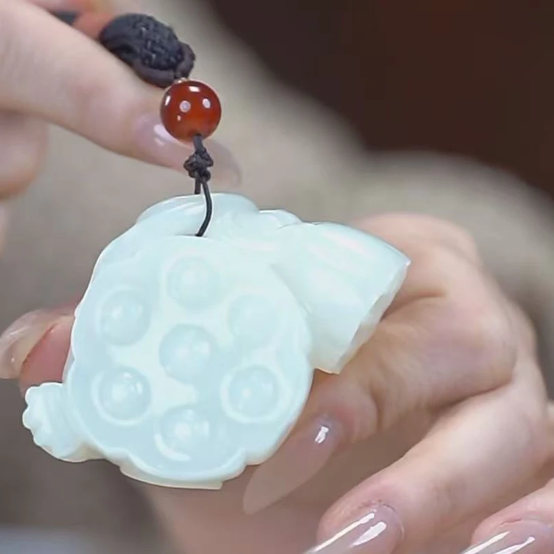 清代和田玉把件