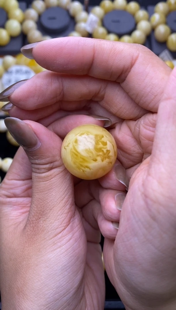 裸石琥珀未镶嵌黄**?大小姐珠宝17