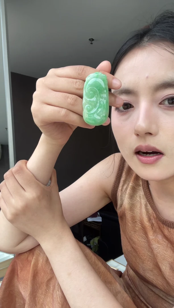 吊坠(不含链)未镶嵌翡翠天然缅甸A货翡翠