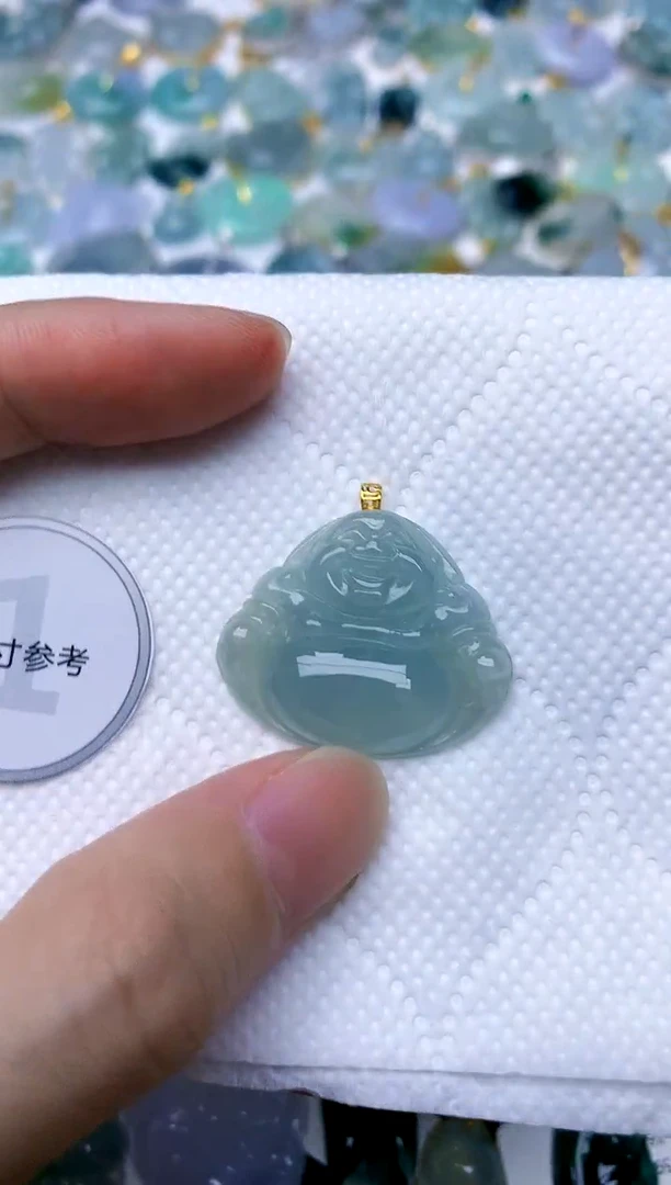 颈饰18K金镶嵌翡翠天然A货翡翠