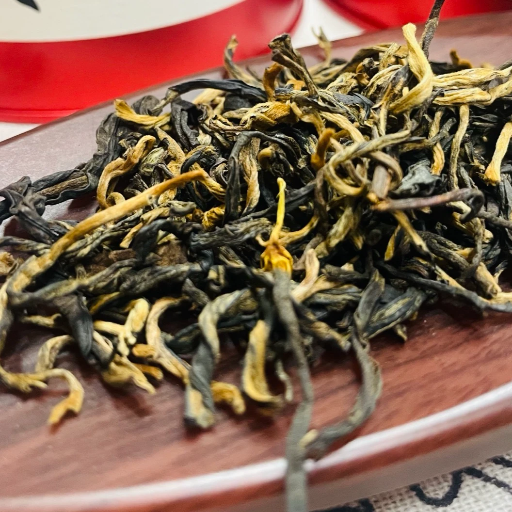 2025云南茉莉晒红-花添茶香茶引花香-温润甘甜-甜香交融-清爽甜润