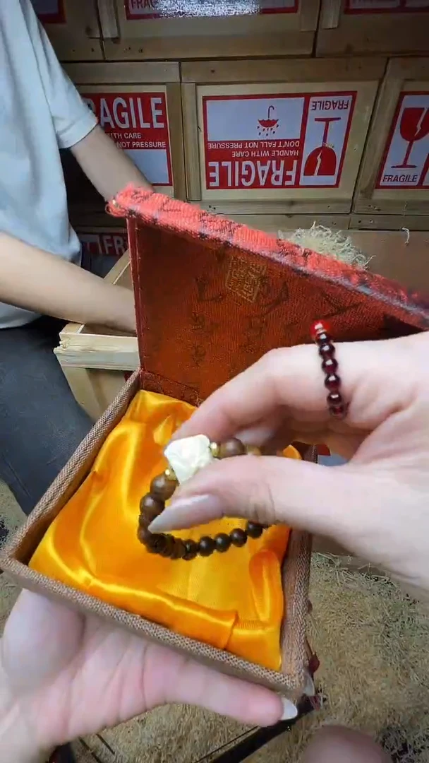 精品手串 无礼盒