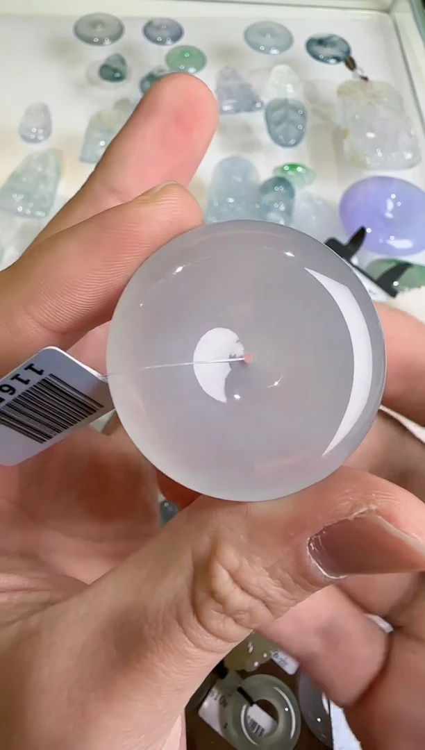 【闪购商品】翡翠吊坠(不含链)未镶嵌··