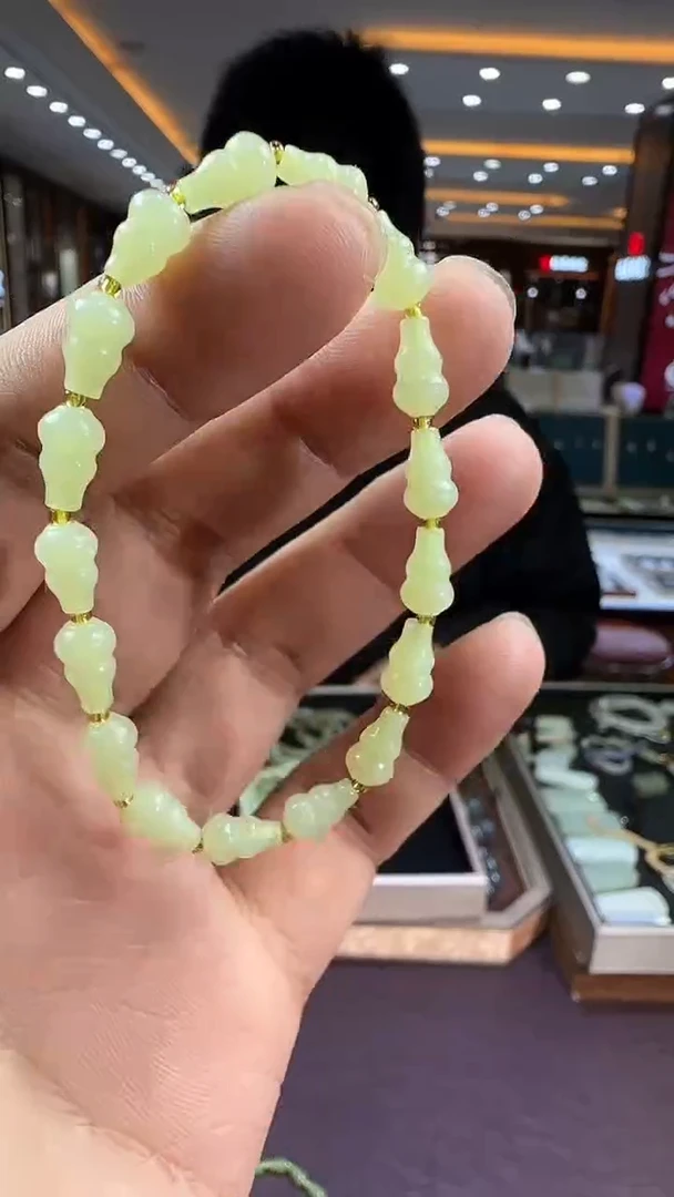 未镶嵌和田玉挂件【陆1208】05 7021 多样性发其一