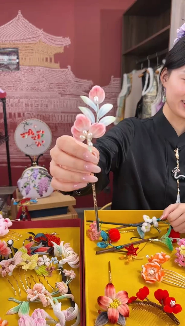 【闪购商品】刺绣非遗绒花（发饰）