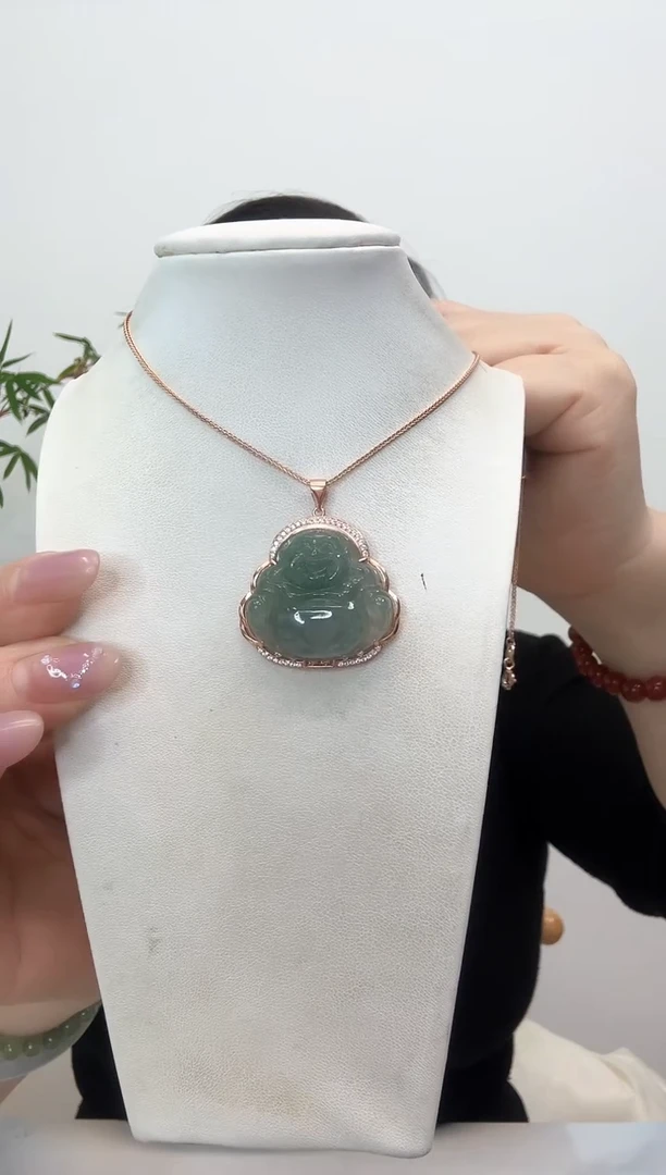 【闪购商品】翡翠吊坠(赠链)银S925镶嵌佛公玫瑰边