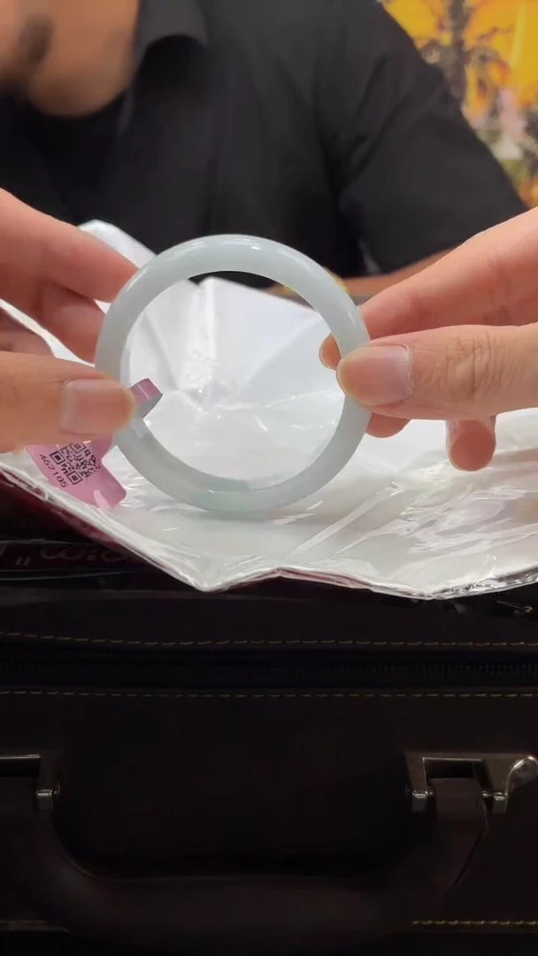 未镶嵌手镯翡翠手镯177