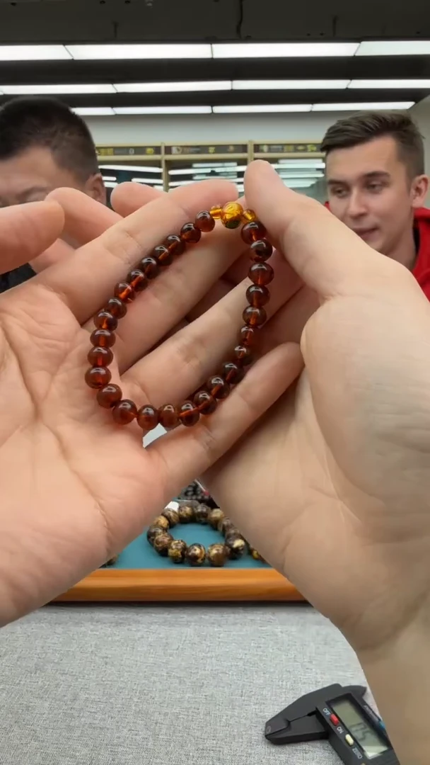 【闪购商品】琥珀手串未镶嵌528秒拍号