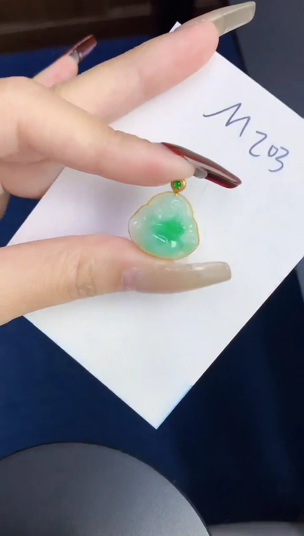 【闪购商品】翡翠颈饰18K金镶嵌000000000