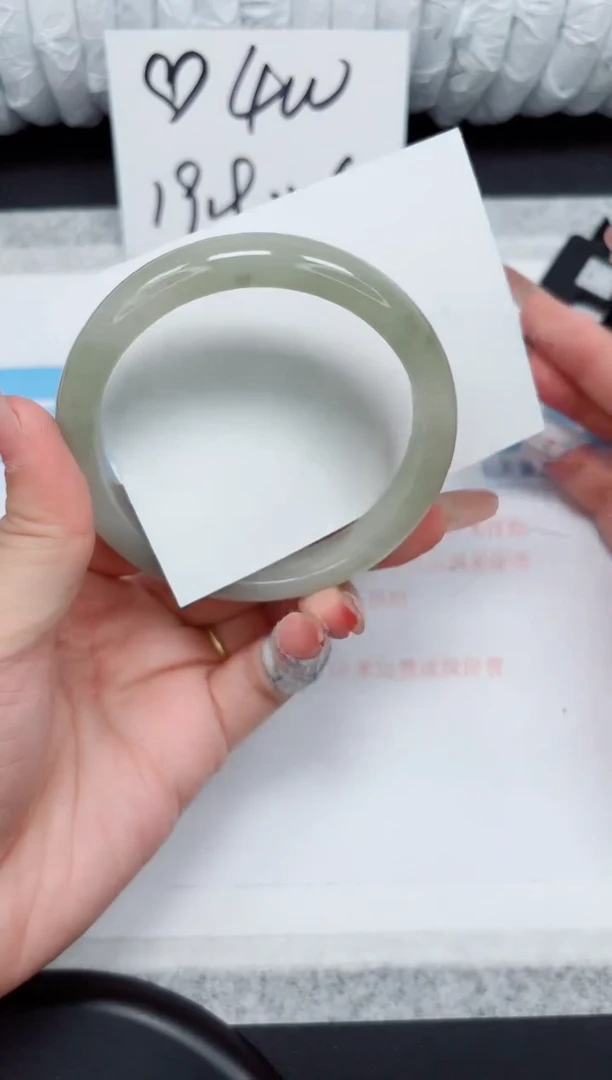 石英质玉手镯未镶嵌121-64.4