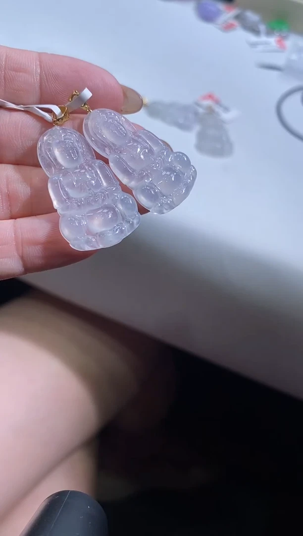 翡翠18K金镶嵌吊坠(不含链)观音-多样性，发其一