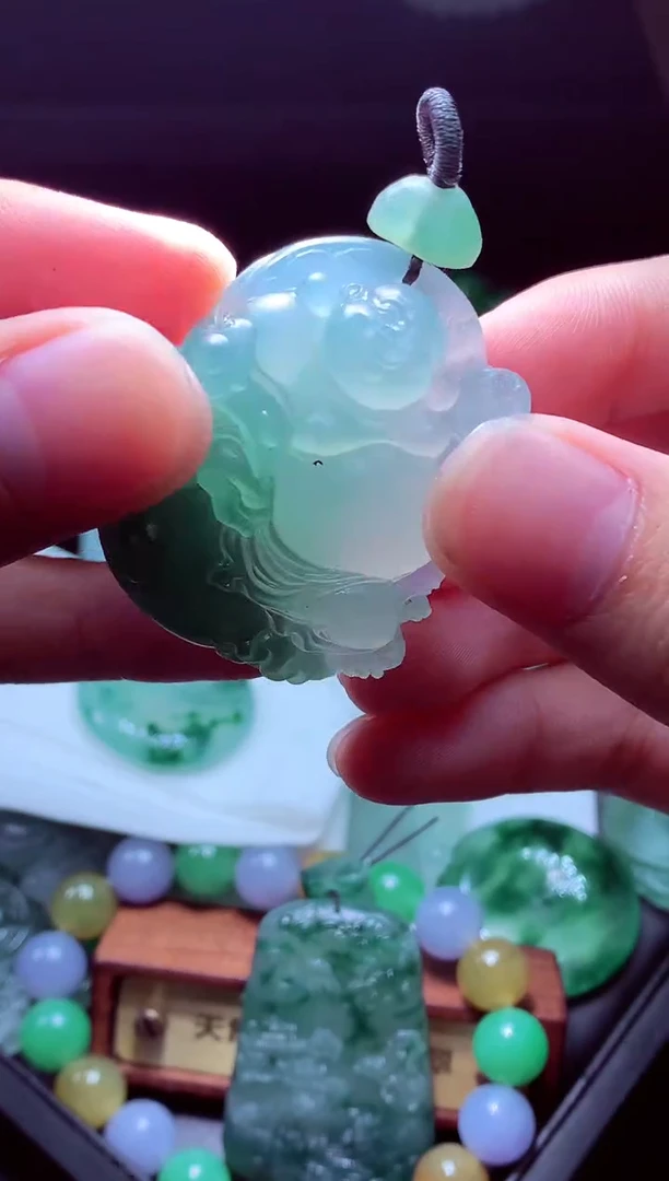 未镶嵌定制翡翠七*#毛货翡翠定制