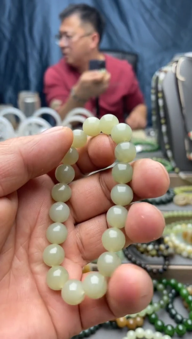 【闪购商品】和田玉手串未镶嵌卡10
