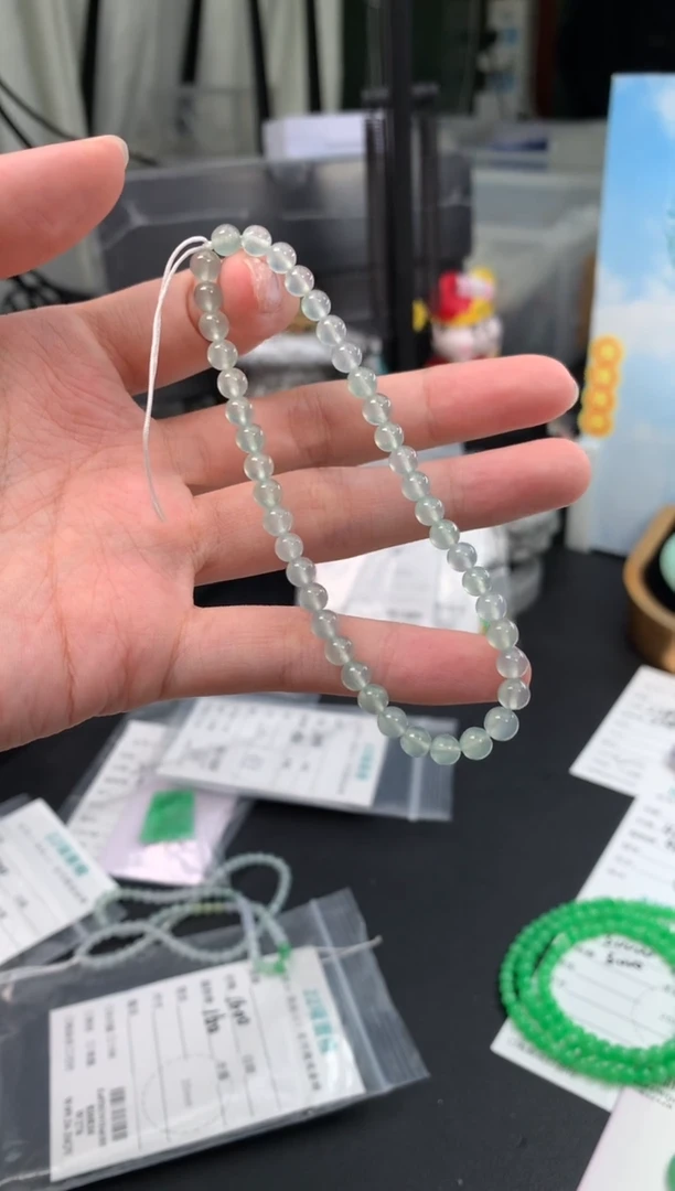 未镶嵌挂件翡翠48小时鉴赏期 退货不扣服务费