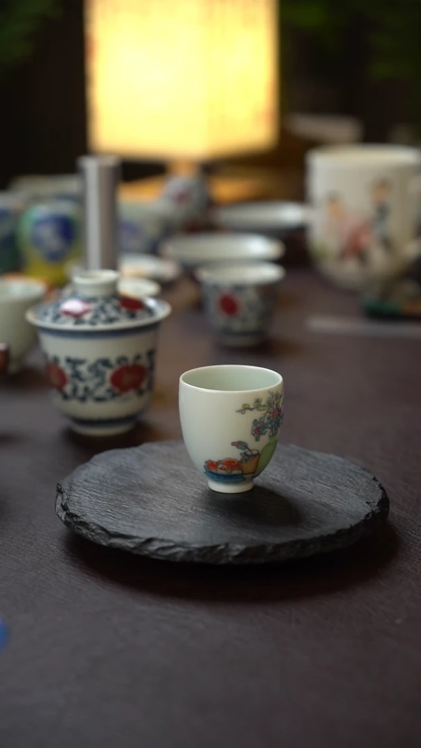 景德镇全手工手绘斗彩清供铃铛杯