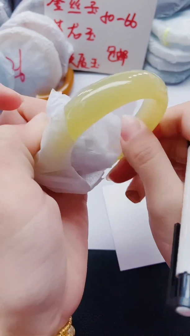 【闪购商品】石英质玉手镯未镶嵌K159-59-61