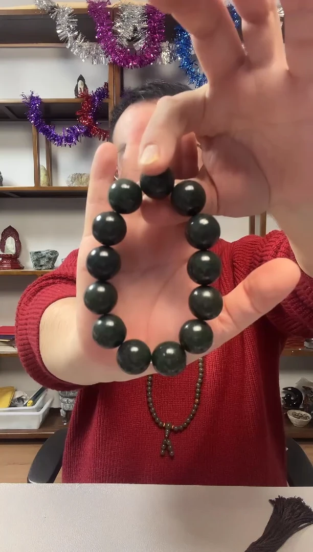 未镶嵌手串和田玉圆珠  卡18