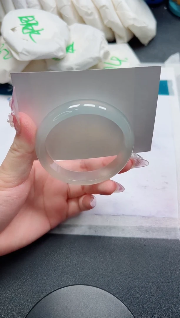 石英质玉手镯未镶嵌122-58.8