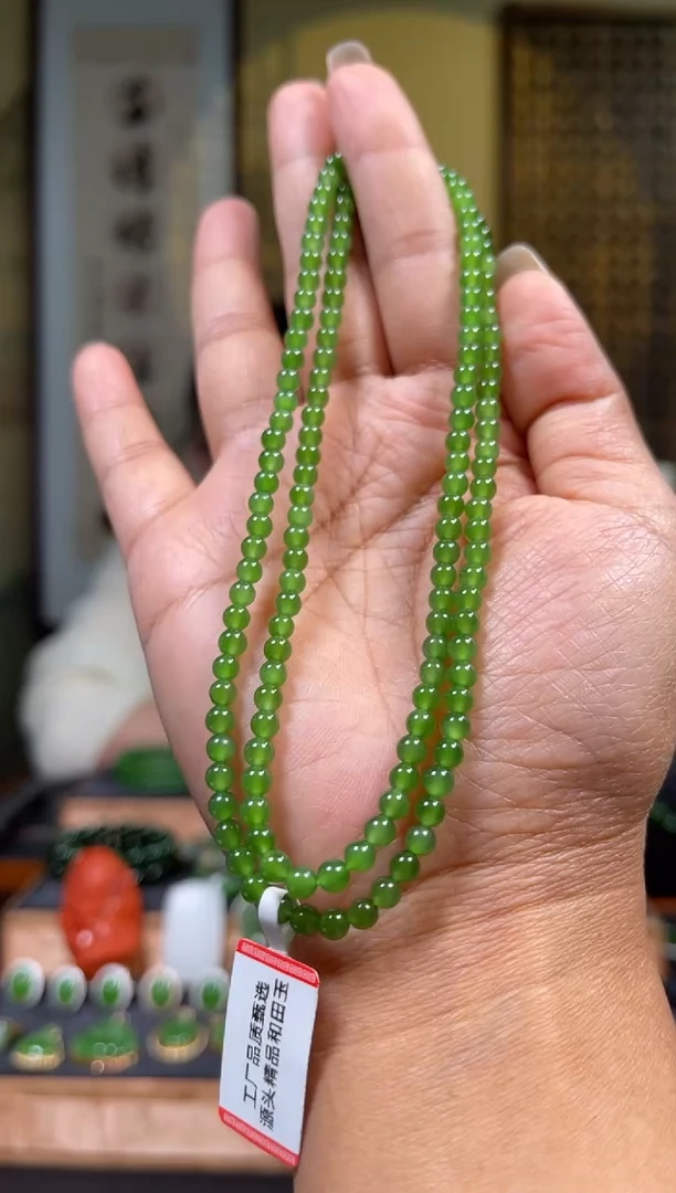 颈饰未镶嵌和田玉±4mm阳绿小米珠项链多样性发一