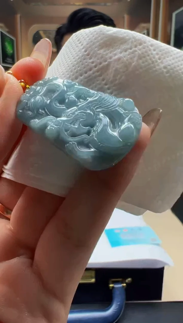 翡翠未镶嵌颈饰0583020287