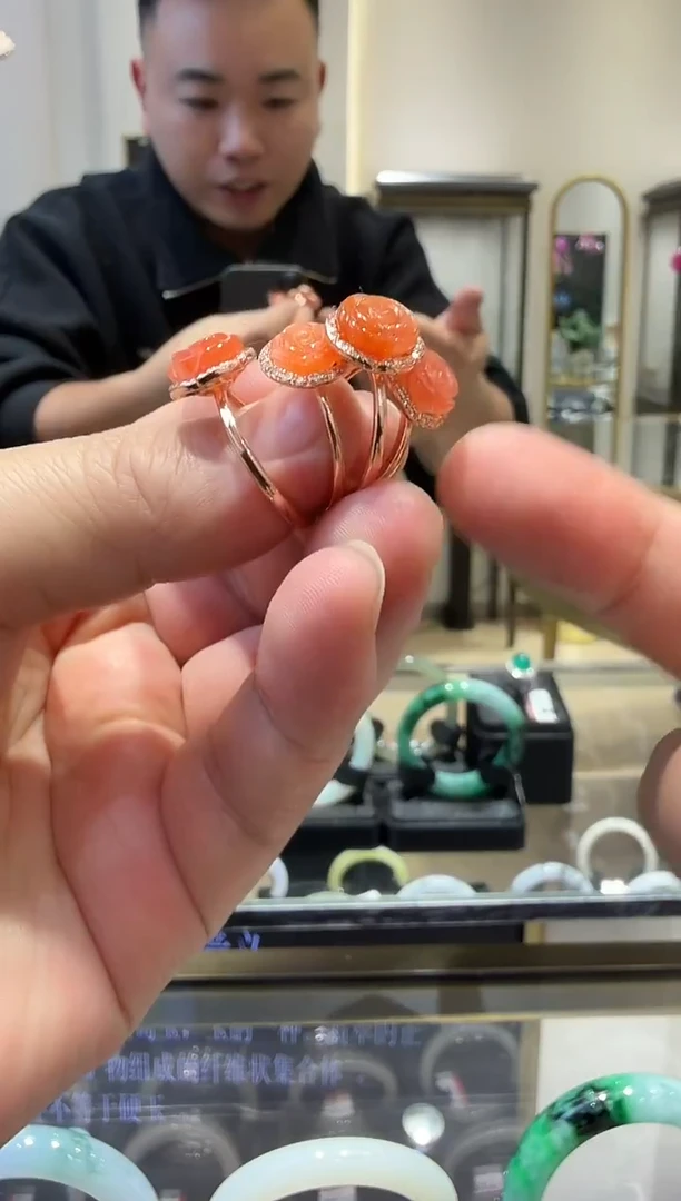 银S925镶嵌南红玛瑙戒指多样性发一