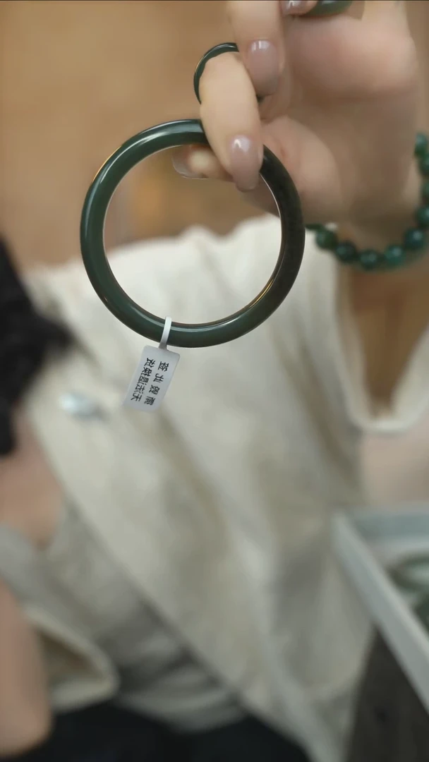 未镶嵌手镯和田玉01 59圈口镯子