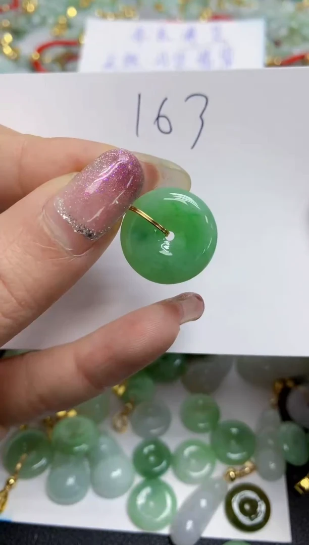 【闪购商品】翡翠颈饰合金天然翡翠A货