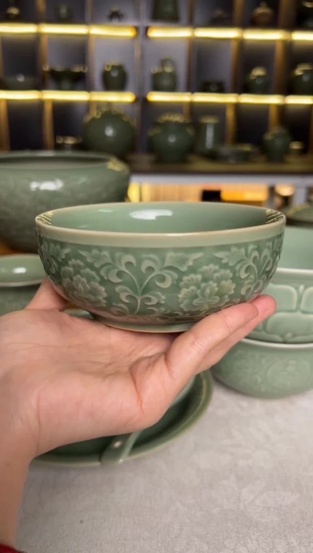 瓷片瓷片瓷片耀州窑青釉5寸宫廷牡丹米饭碗一只