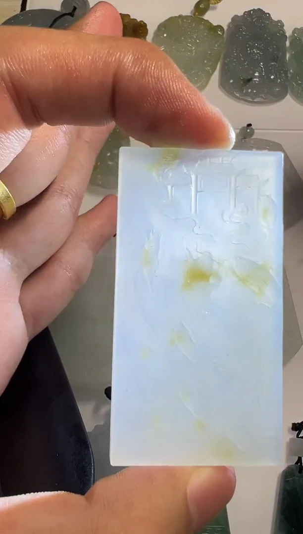 未镶嵌定制翡翠挂件