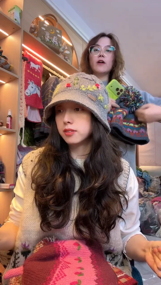 羊毛小*窝美利奴灰色刺绣渔夫帽