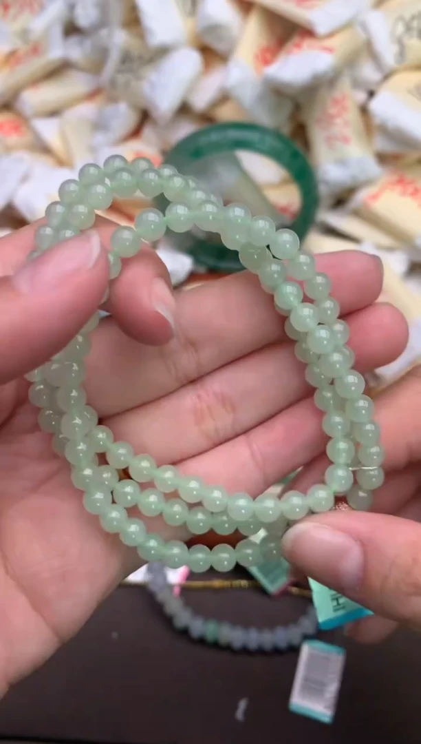 翡翠挂件未镶嵌—