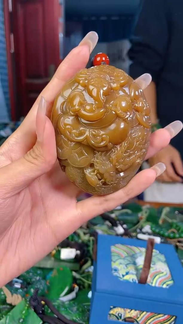 未镶嵌和田玉挂件1